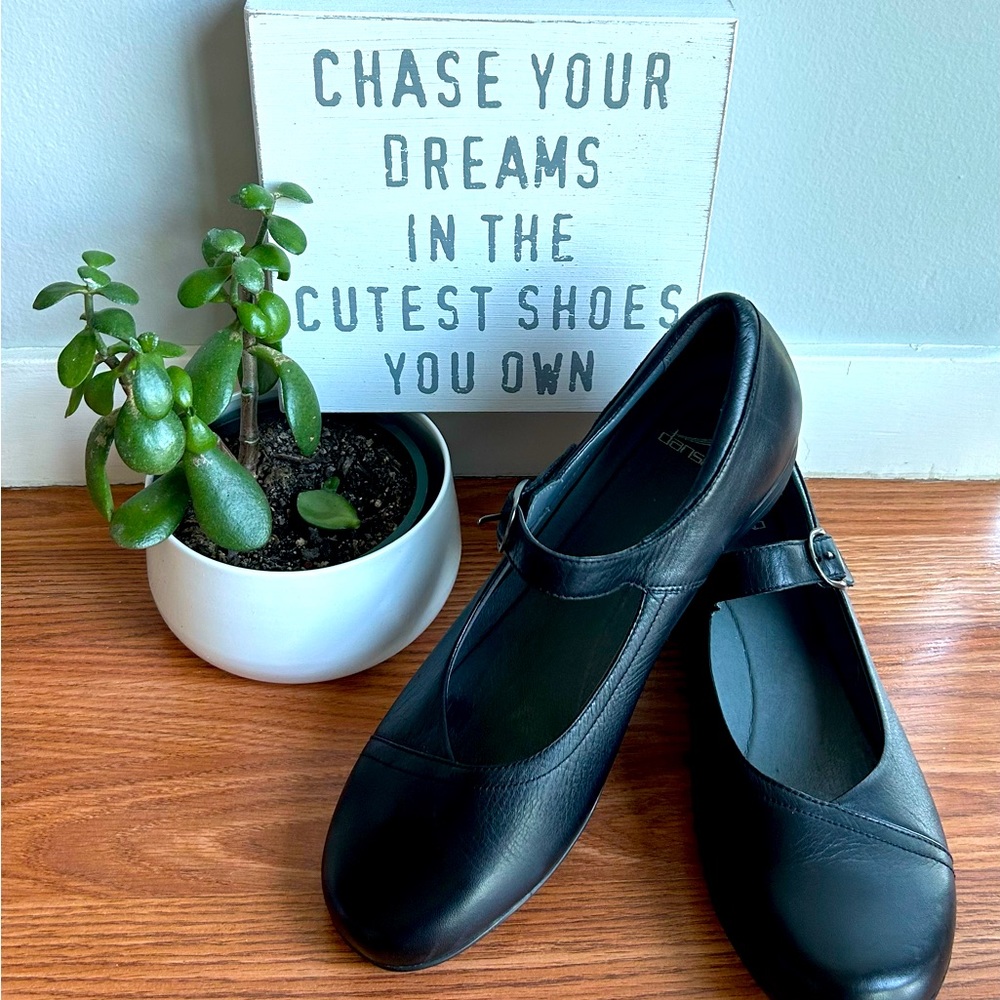 💕Dansko Fawna Black Milled Nappa Mary Jane💕
